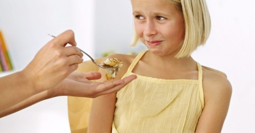 Как да накараме детето си да яде здравословна храна?